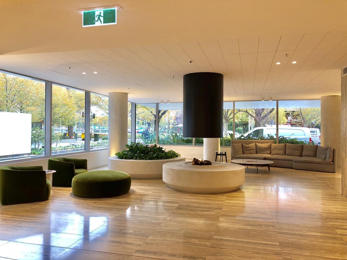 Pride Fawkner St Kilda Rd With Gym & Pool Lägenhet Melbourne Exteriör bild
